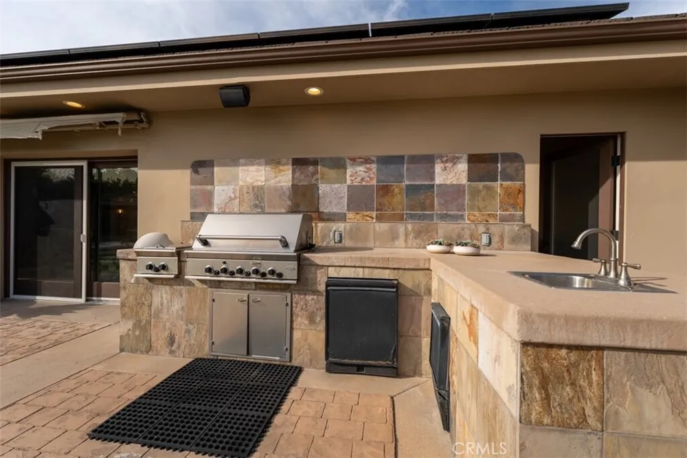 1940 Skycrest Dr, Fullerton, CA 92831