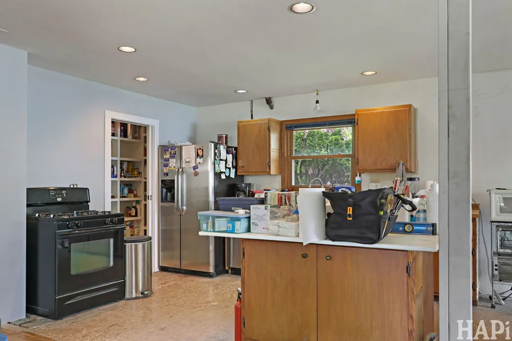 654 Harvard Ave, Barrington, IL 60010