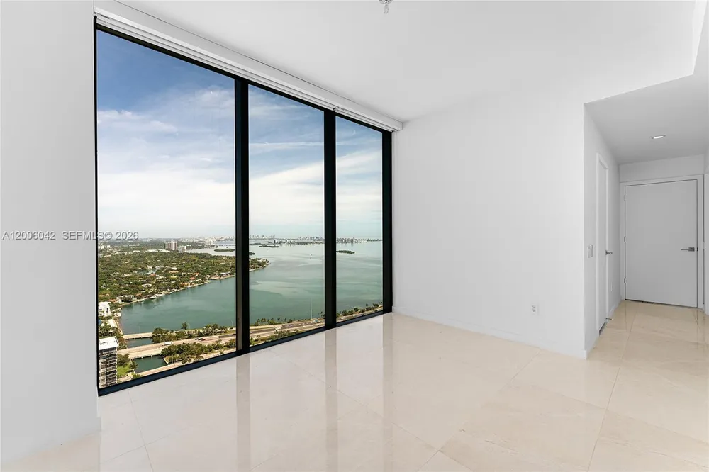 3131 NE 7th Ave, Miami, FL 33137