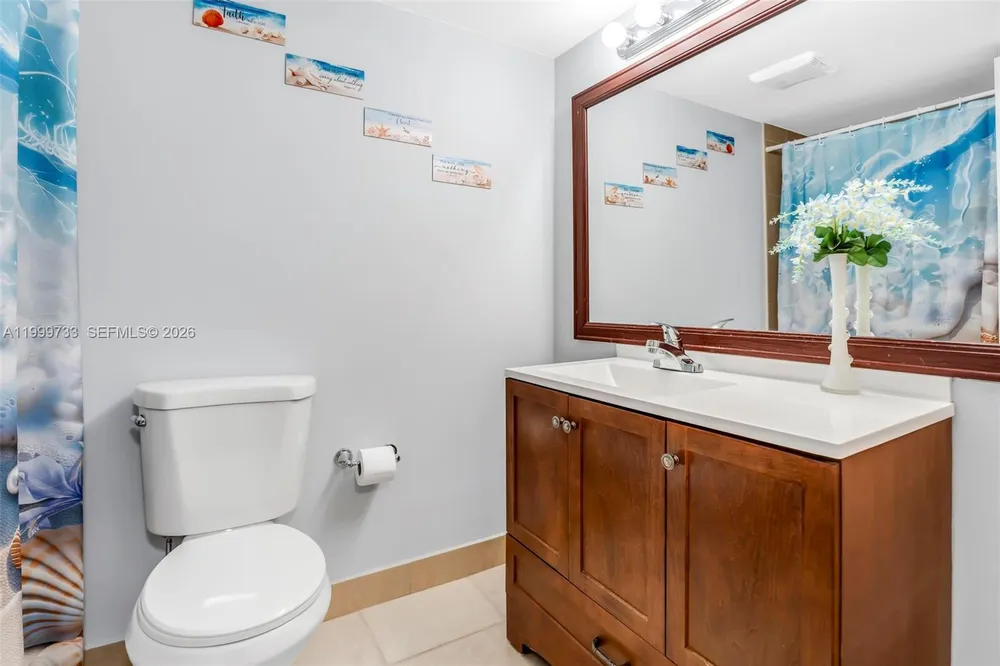 9210 Fontainebleau Blvd, Miami, FL 33172