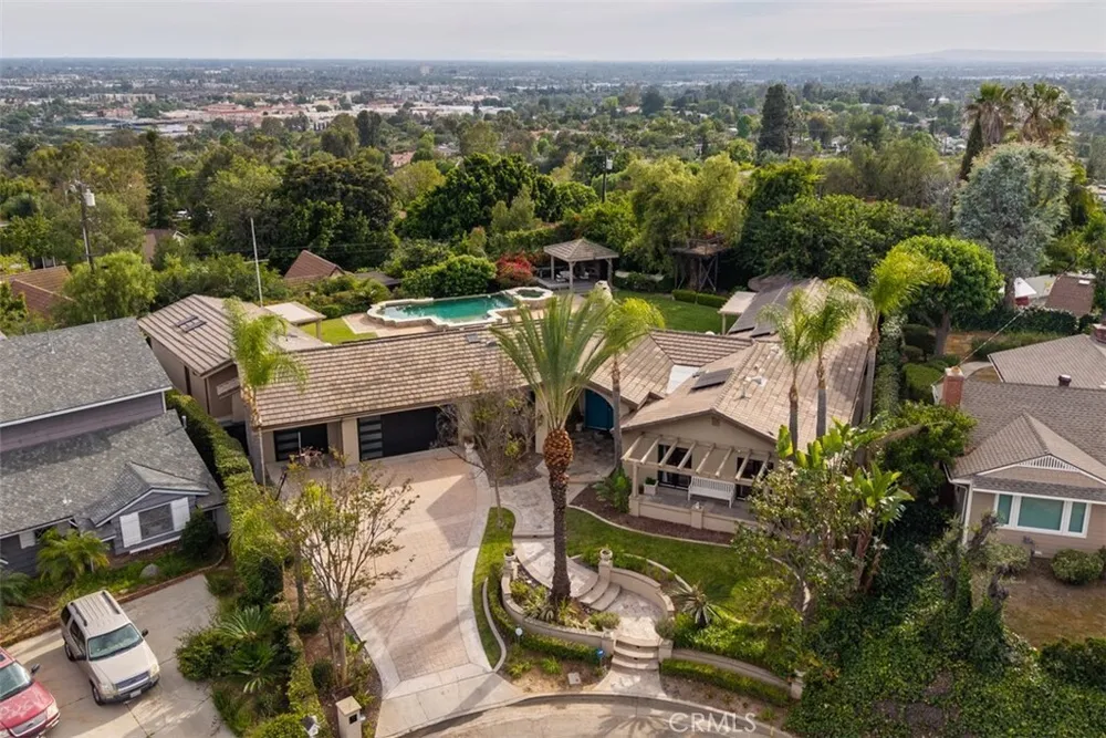 1940 Skycrest Dr, Fullerton, CA 92831