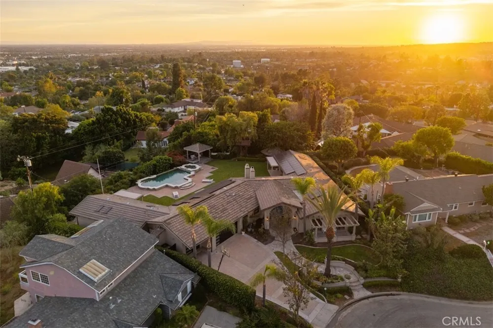 1940 Skycrest Dr, Fullerton, CA 92831