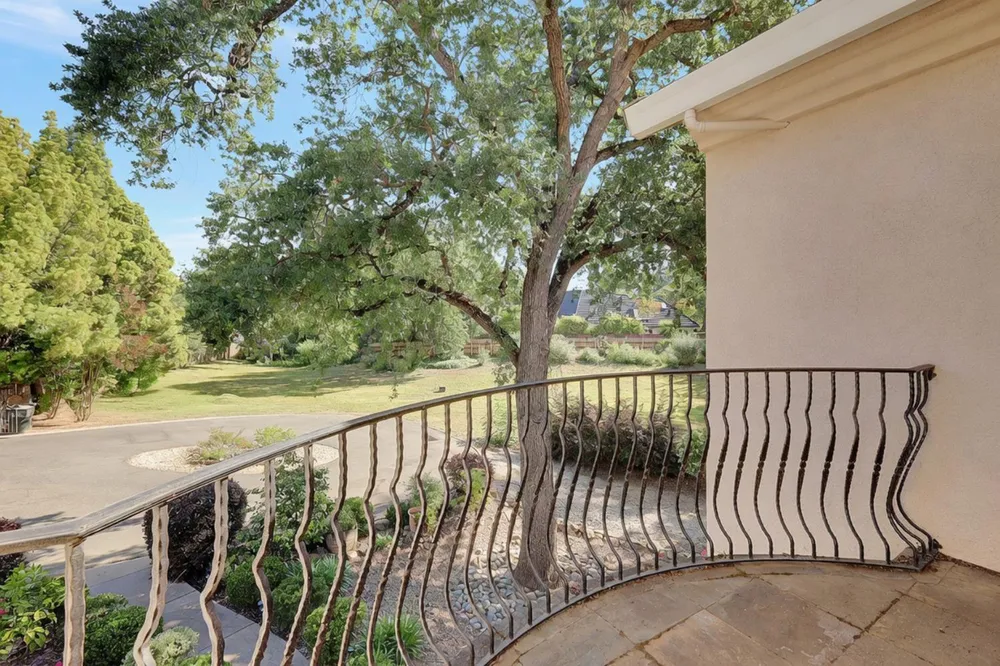 5244 Fair Oaks Blvd, Carmichael, CA 95608