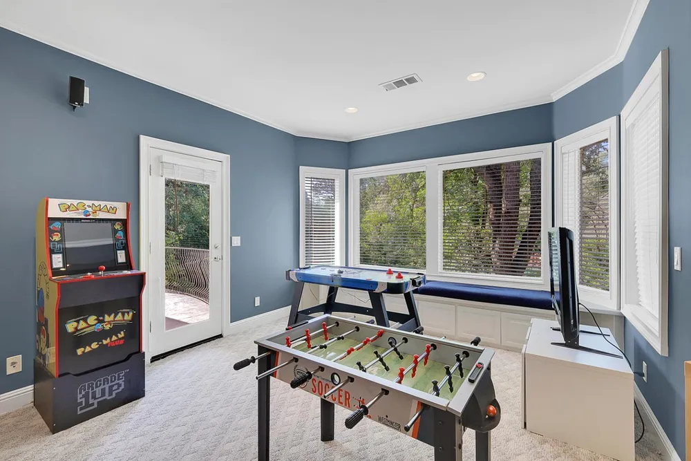 5244 Fair Oaks Blvd, Carmichael, CA 95608