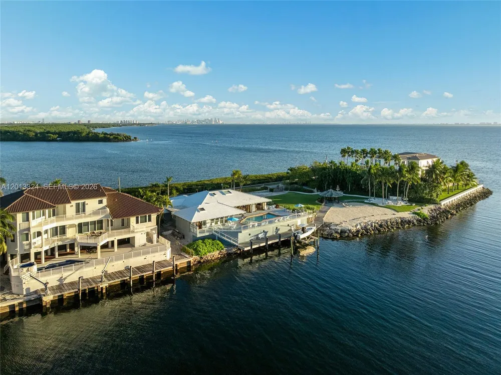720 Lugo Ave, Coral Gables, FL 33156