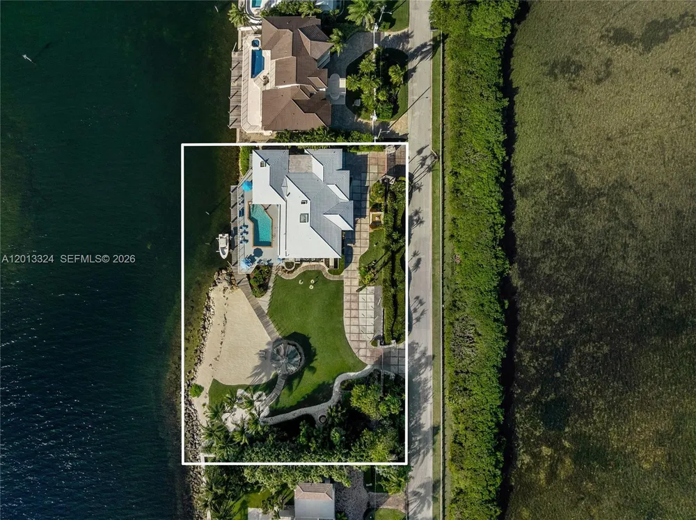 720 Lugo Ave, Coral Gables, FL 33156