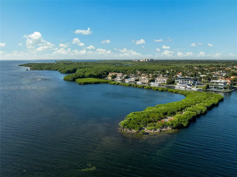 720 Lugo Ave, Coral Gables, FL 33156