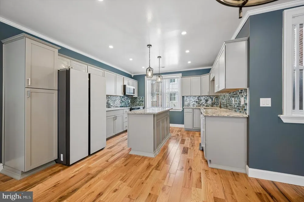 1811 Ashley St, Philadelphia, PA 19126
