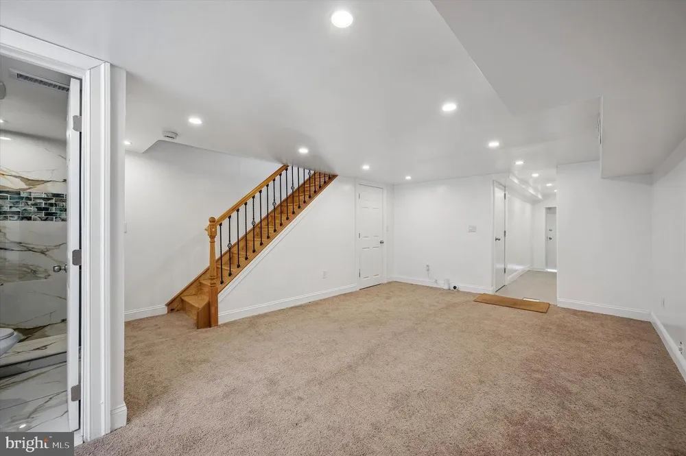 1811 Ashley St, Philadelphia, PA 19126