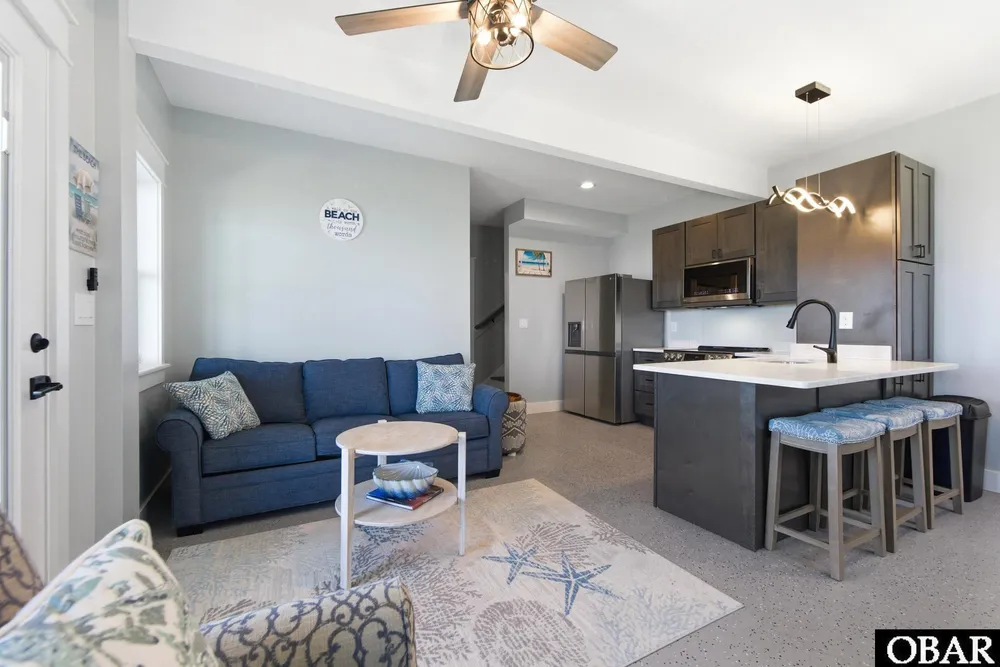 120 Sir Walter Raleigh Dr, Kill Devil Hills, NC 27948-9104