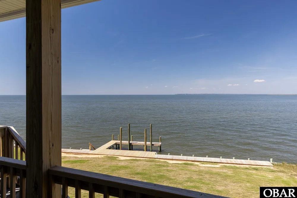 120 Sir Walter Raleigh Dr, Kill Devil Hills, NC 27948-9104