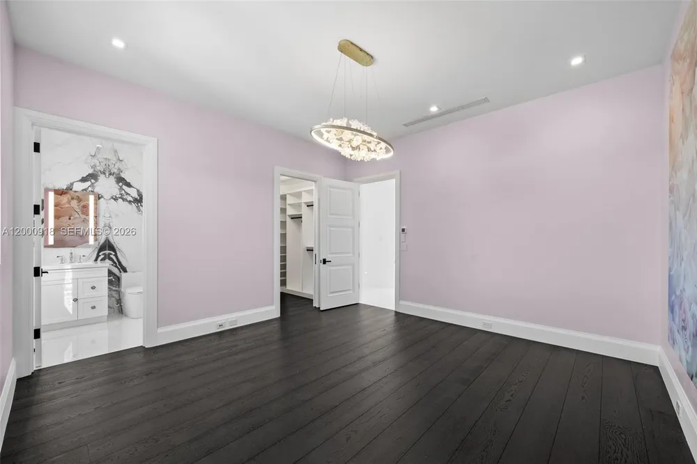1239 Middle River Dr, Fort Lauderdale, FL 33304