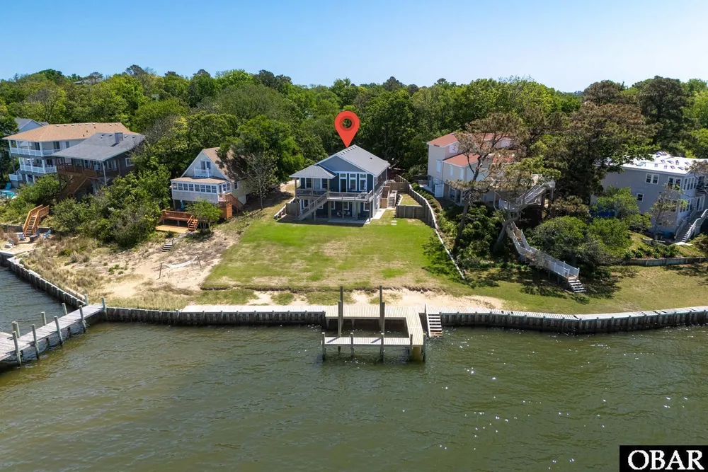120 Sir Walter Raleigh Dr, Kill Devil Hills, NC 27948-9104