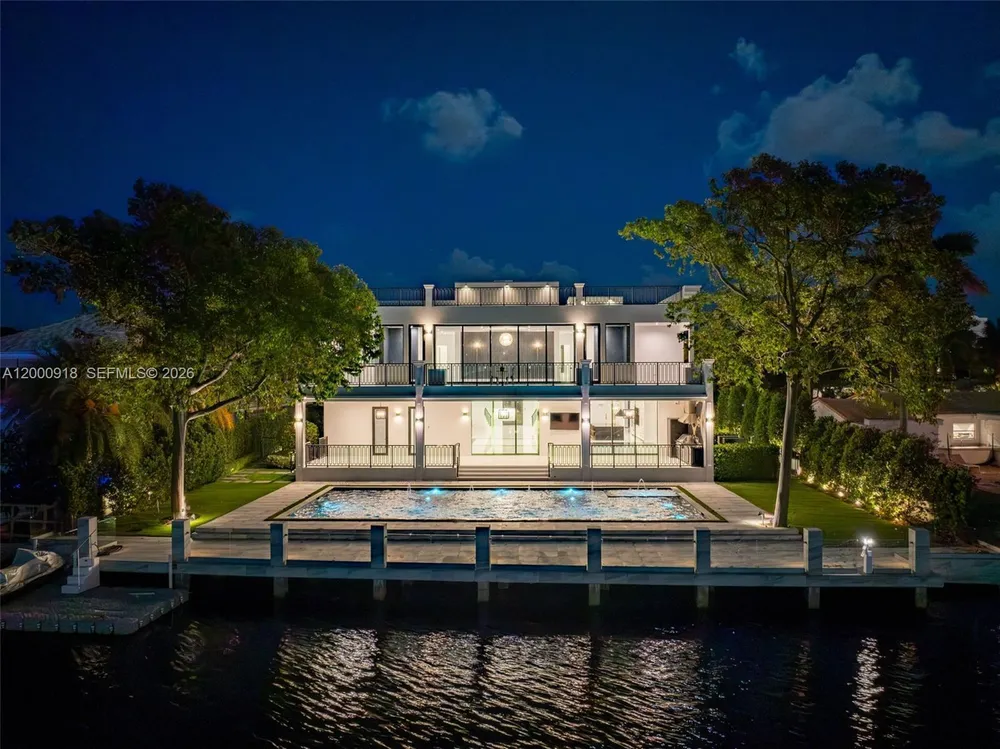 1239 Middle River Dr, Fort Lauderdale, FL 33304