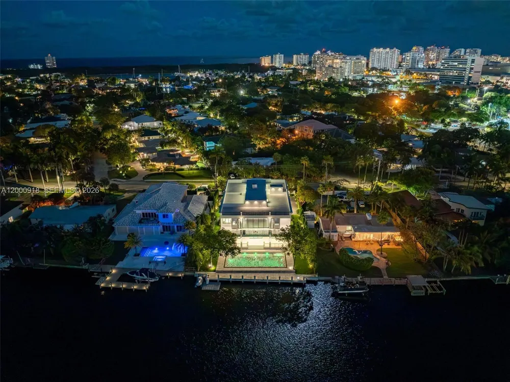 1239 Middle River Dr, Fort Lauderdale, FL 33304