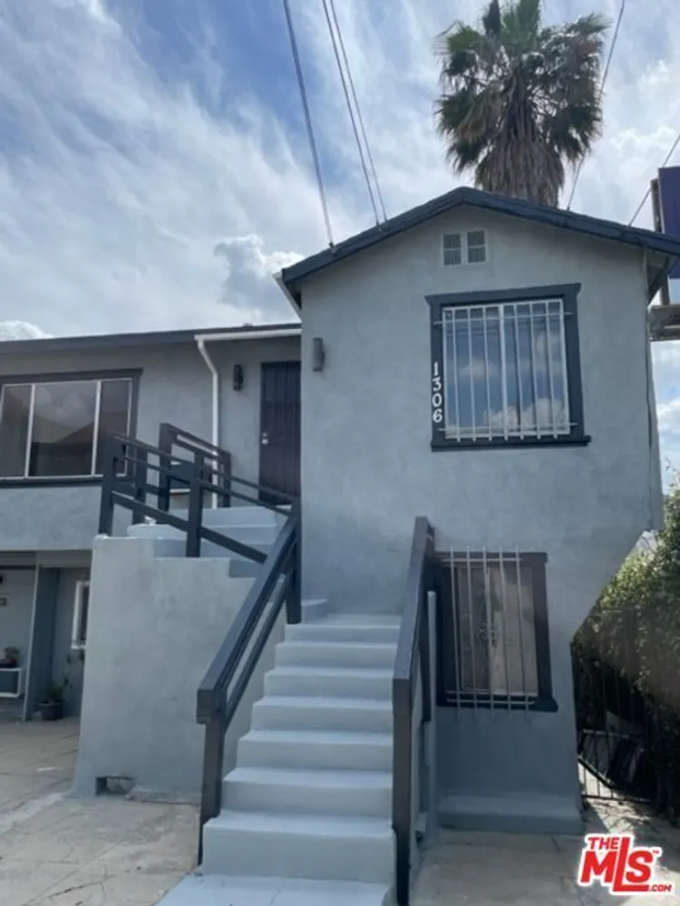 1306 Talmadge St, Los Feliz, CA 90027