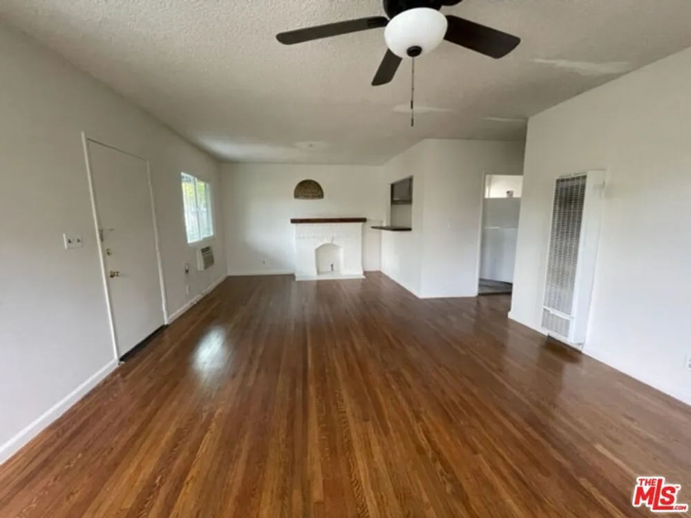 1306 Talmadge St, Los Feliz, CA 90027