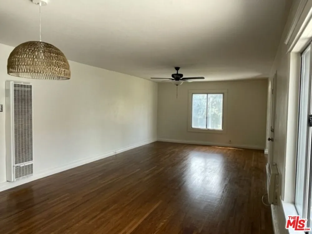1306 Talmadge St, Los Feliz, CA 90027