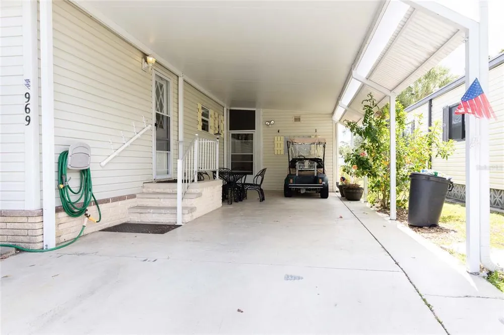 2100 Kings Hwy, Port Charlotte, FL 33980