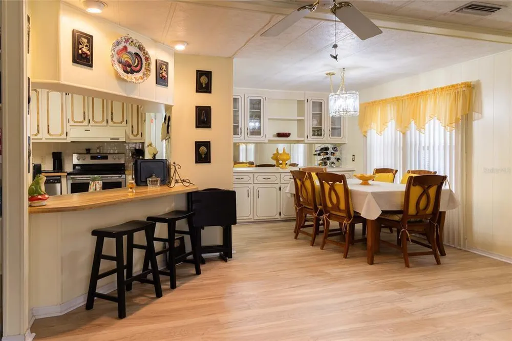 2100 Kings Hwy, Port Charlotte, FL 33980