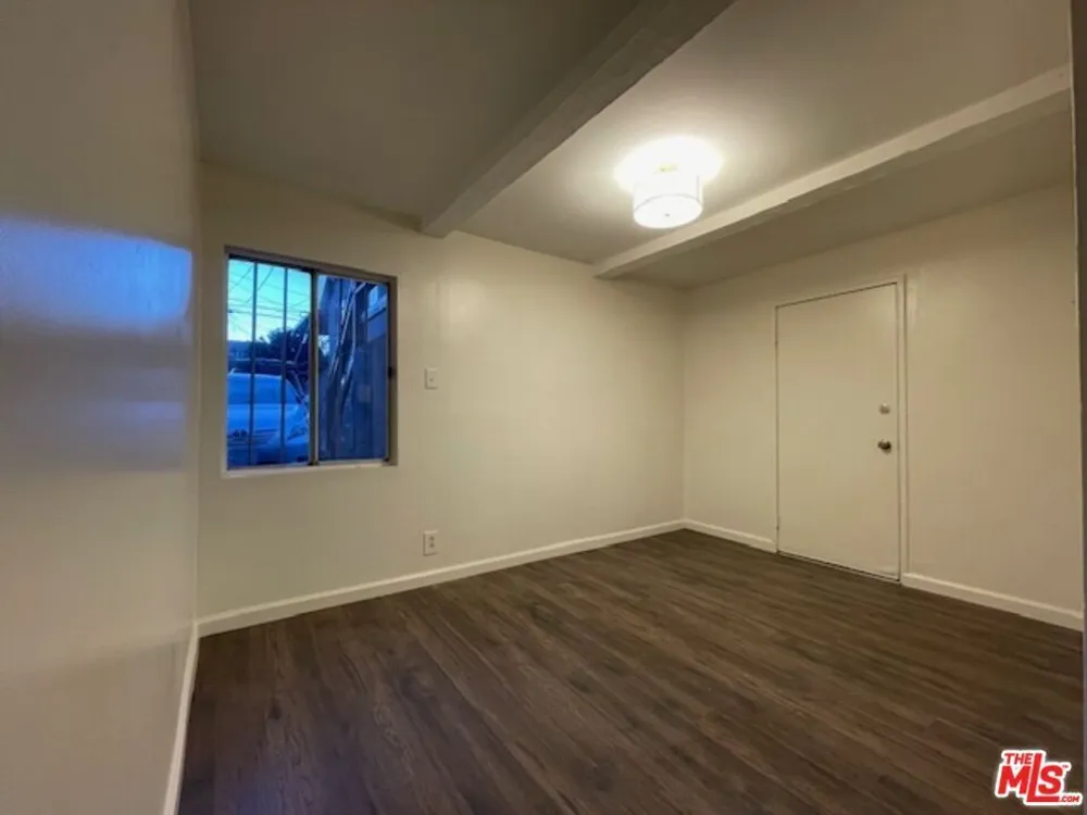 1306 Talmadge St, Los Feliz, CA 90027