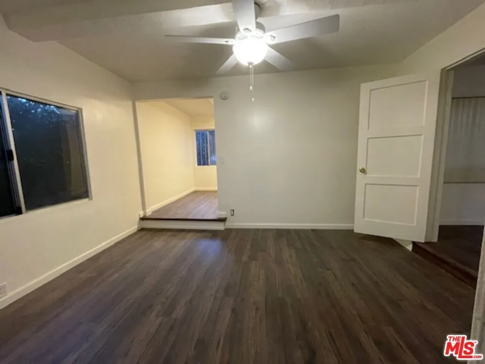 1306 Talmadge St, Los Feliz, CA 90027