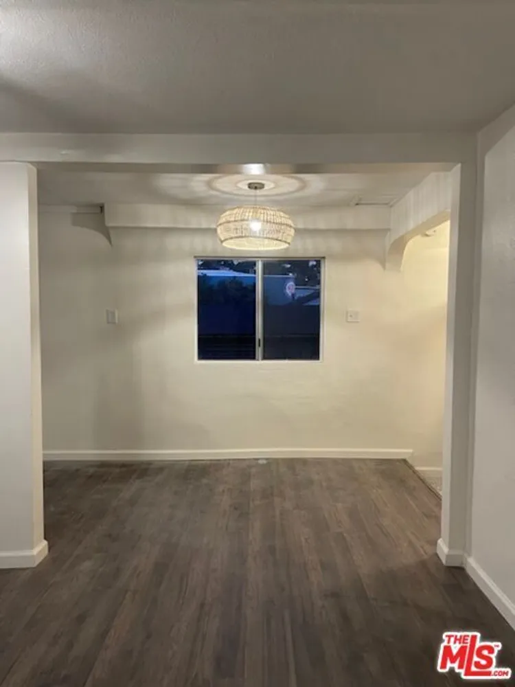 1306 Talmadge St, Los Feliz, CA 90027