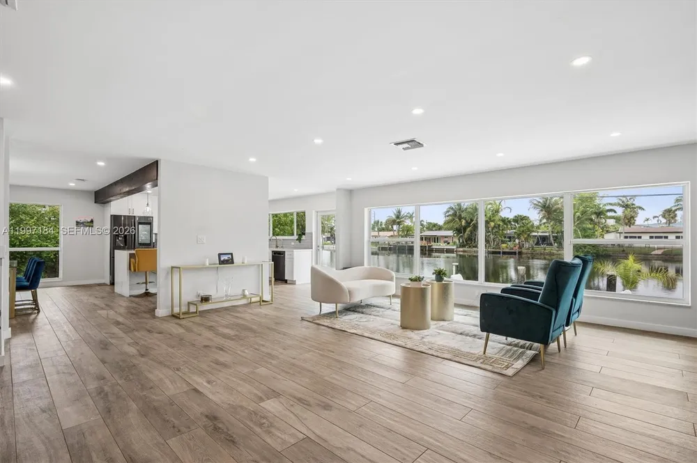 717 NW 30th St, Wilton Manors, FL 33311