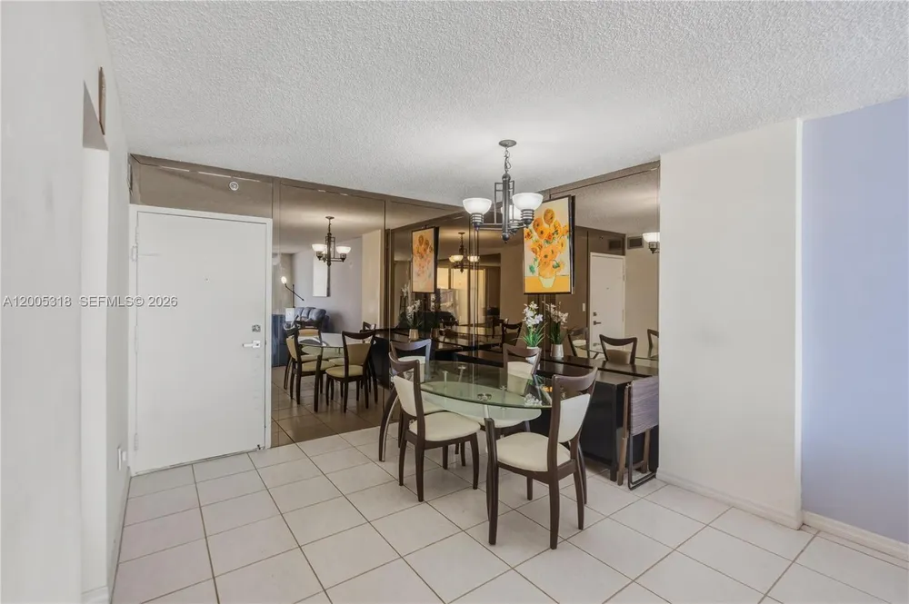 2851 NE 183rd St, Aventura, FL 33160
