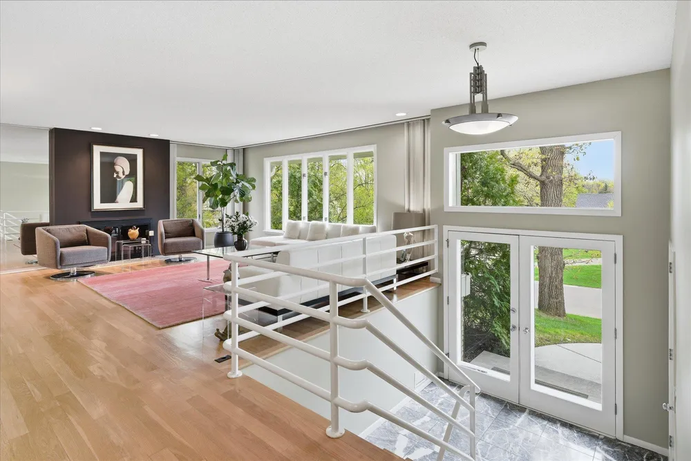 5717 View Ln, Edina, MN 55436