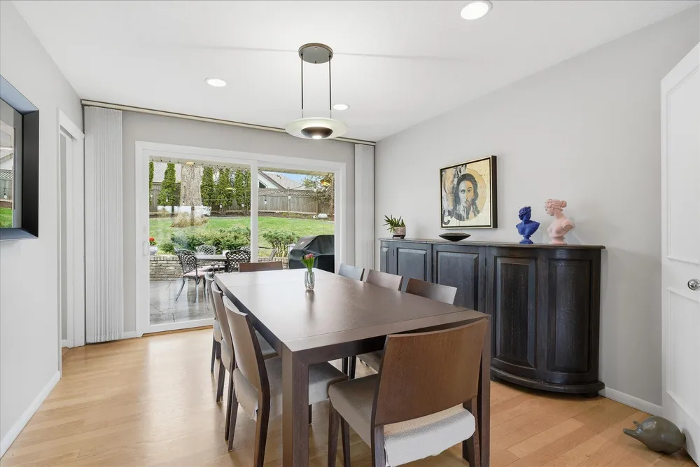 5717 View Ln, Edina, MN 55436
