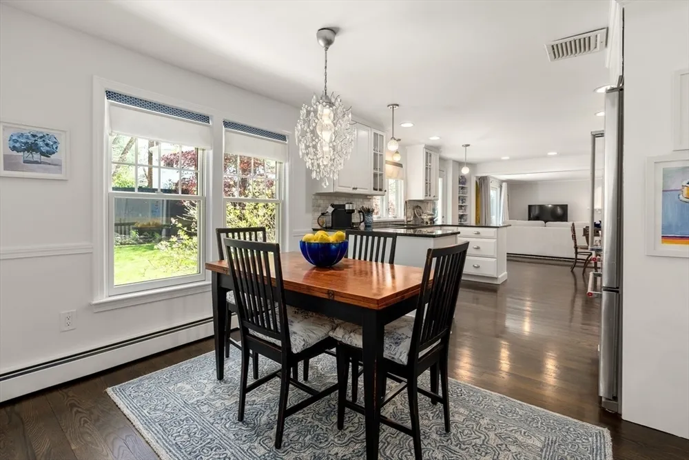 69 Royalston Rd, Wellesley, MA 02481
