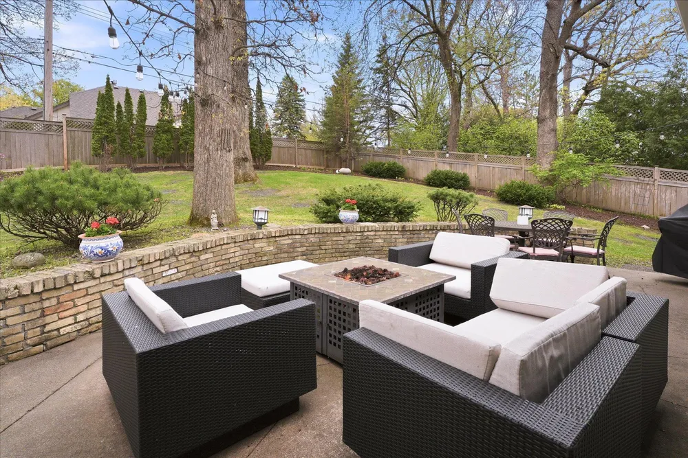 5717 View Ln, Edina, MN 55436