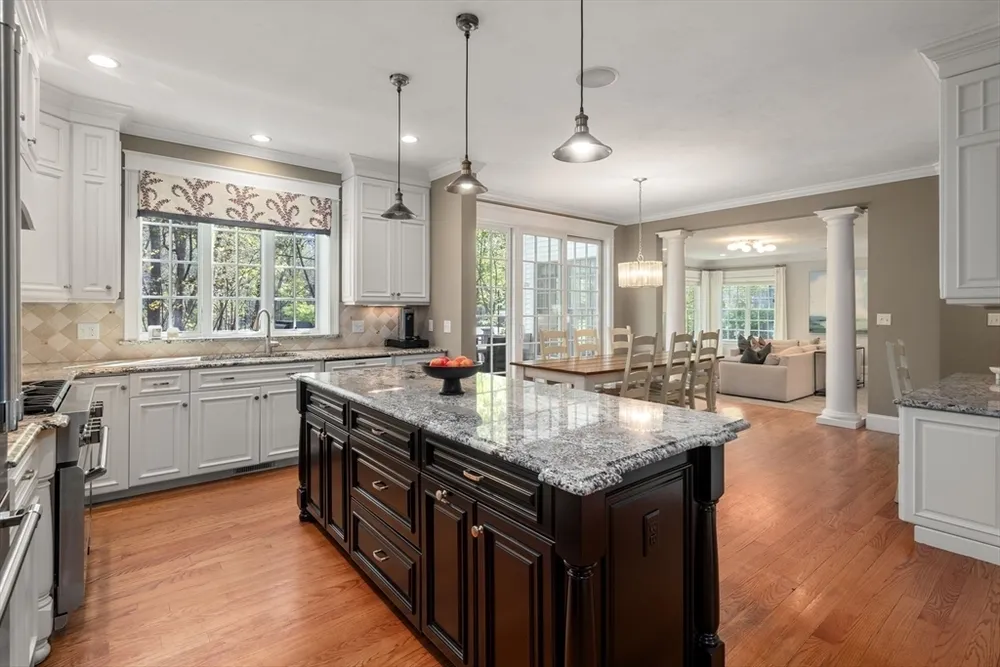 84 Glendale Rd, Needham, MA 02492