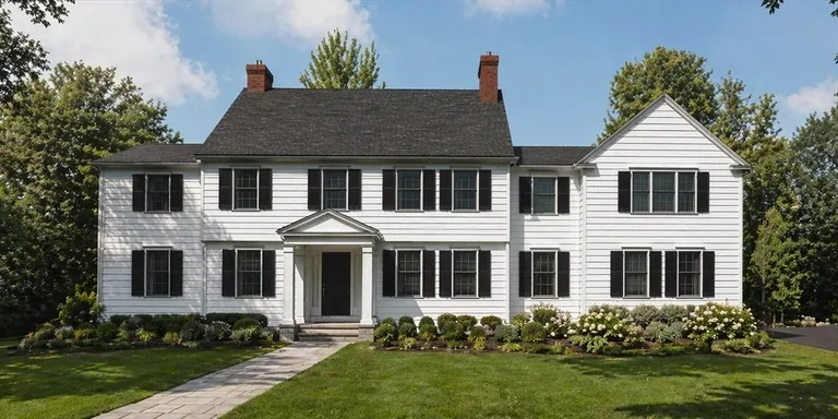 17 Midland Rd, Wellesley, MA 02482