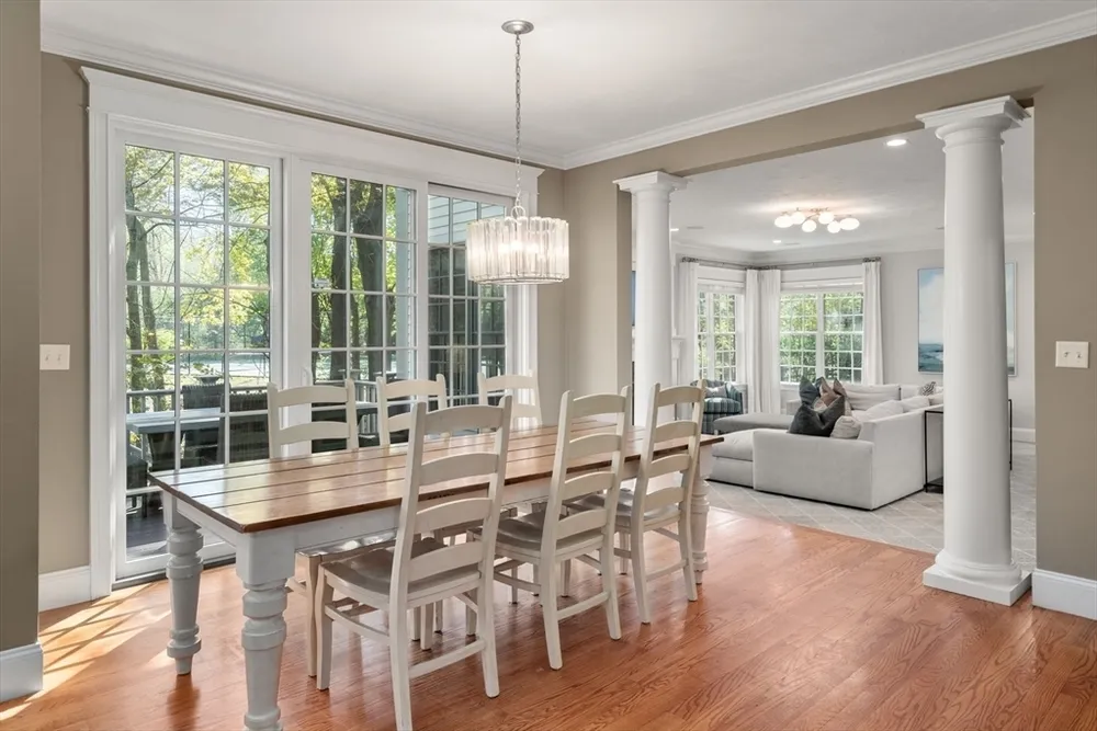 84 Glendale Rd, Needham, MA 02492