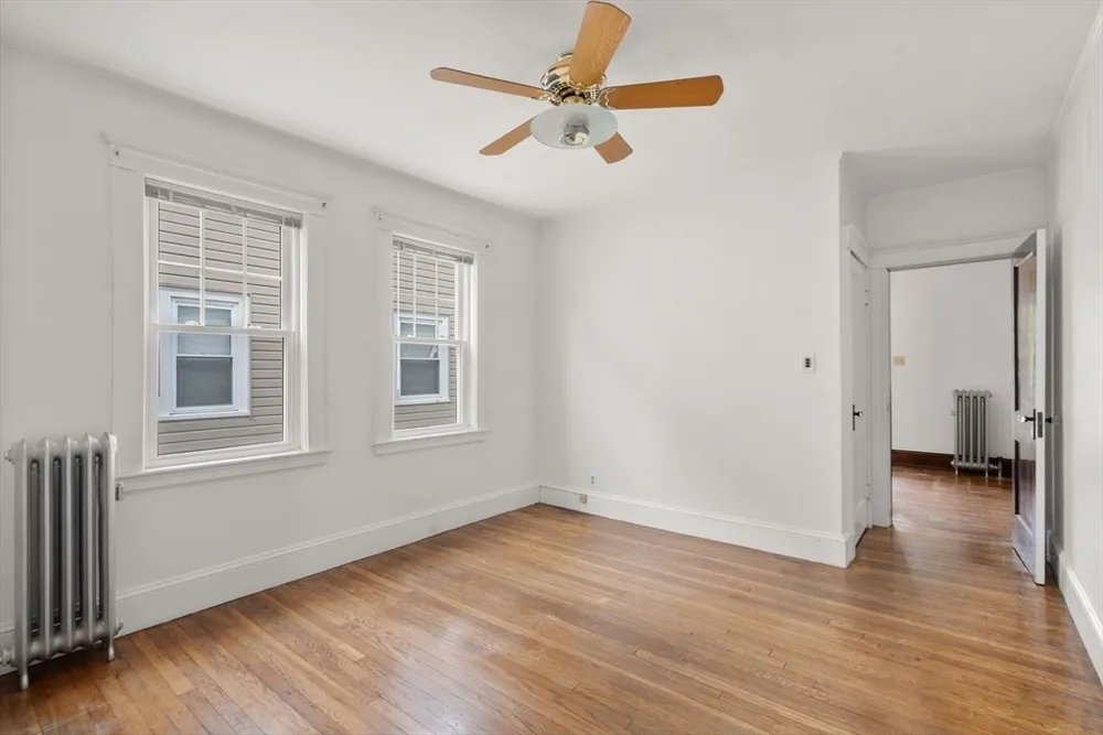 56 California St, Watertown, MA 02472