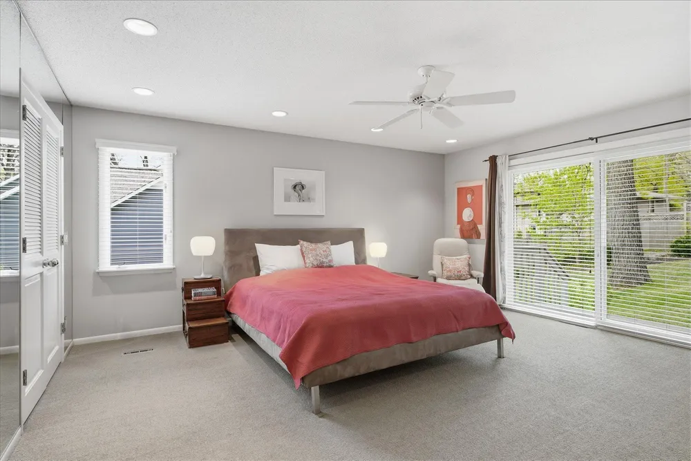 5717 View Ln, Edina, MN 55436