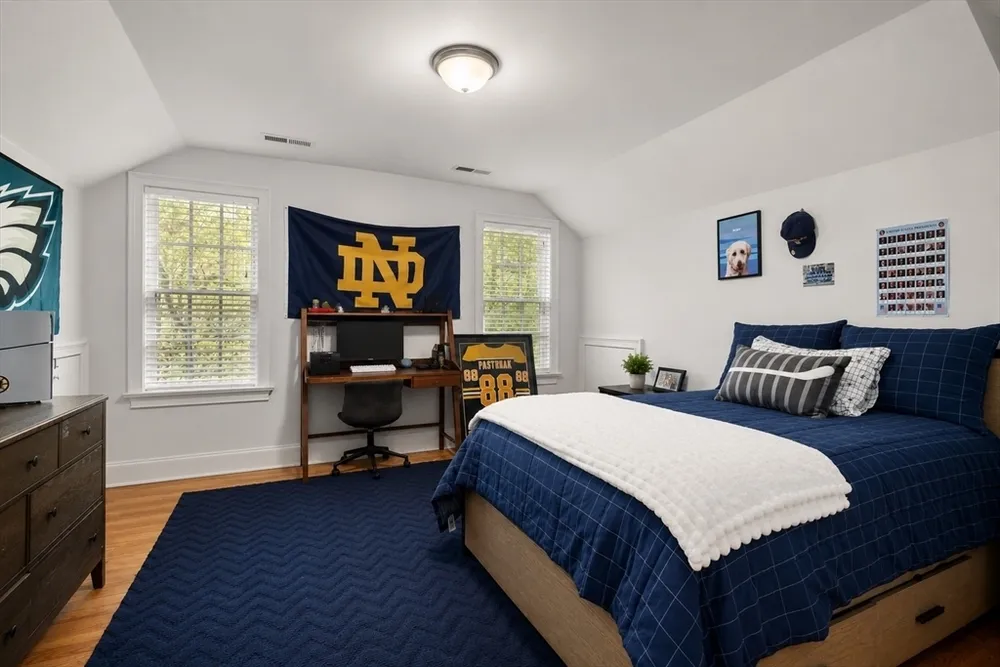 84 Glendale Rd, Needham, MA 02492