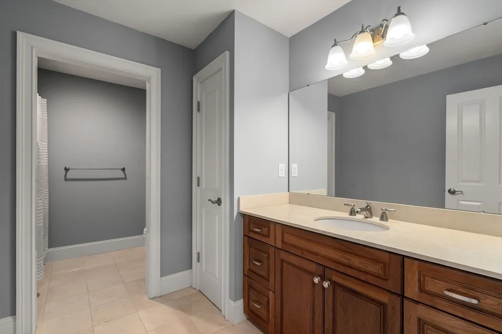 84 Glendale Rd, Needham, MA 02492