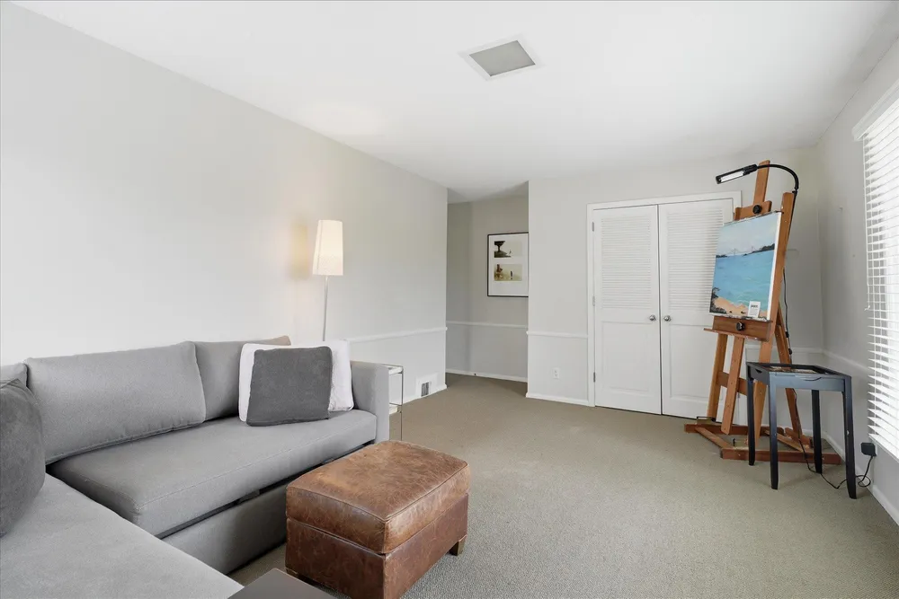 5717 View Ln, Edina, MN 55436