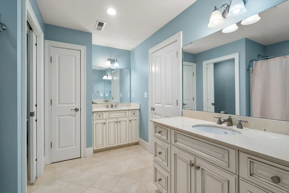 84 Glendale Rd, Needham, MA 02492