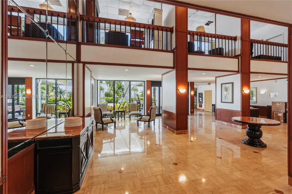 2851 NE 183rd St, Aventura, FL 33160