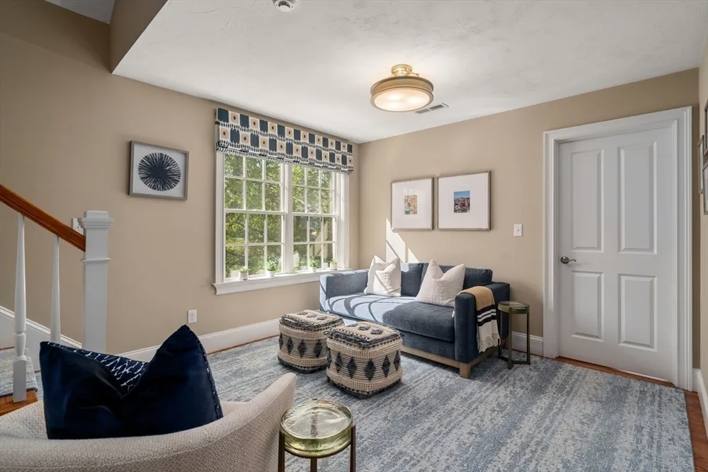 84 Glendale Rd, Needham, MA 02492