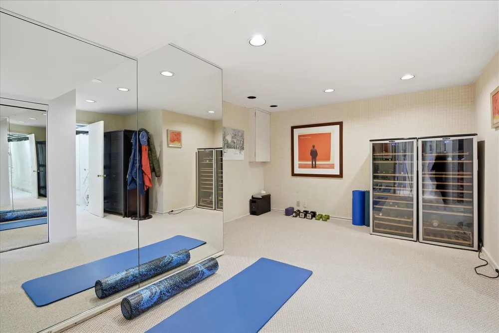5717 View Ln, Edina, MN 55436