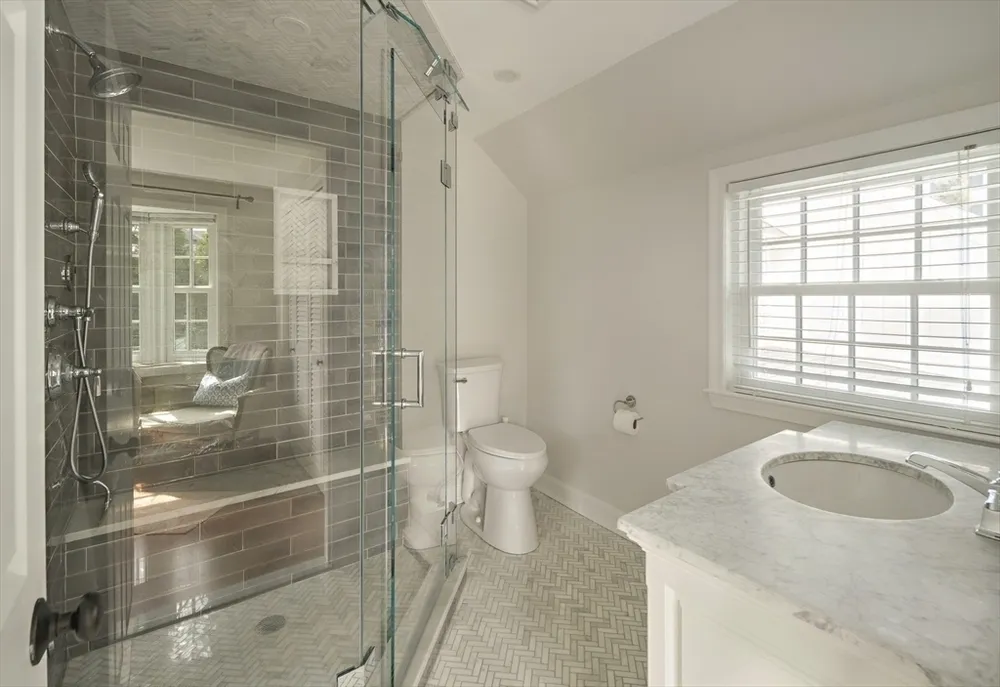 117 Forest St, Wellesley, MA 02481