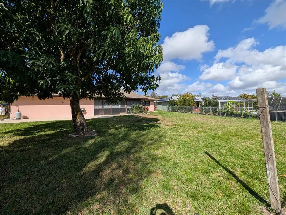 3280 Glencove St, Punta Gorda, FL 33980