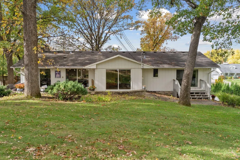 5717 View Ln, Edina, MN 55436