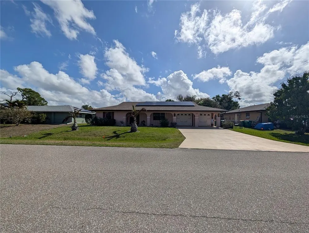 3280 Glencove St, Punta Gorda, FL 33980