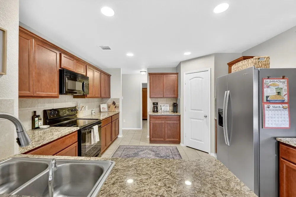 124 Park Ave, Anna, TX 75409